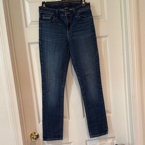 Levi's Dark Blue Women's Skinny Jeans size 6M